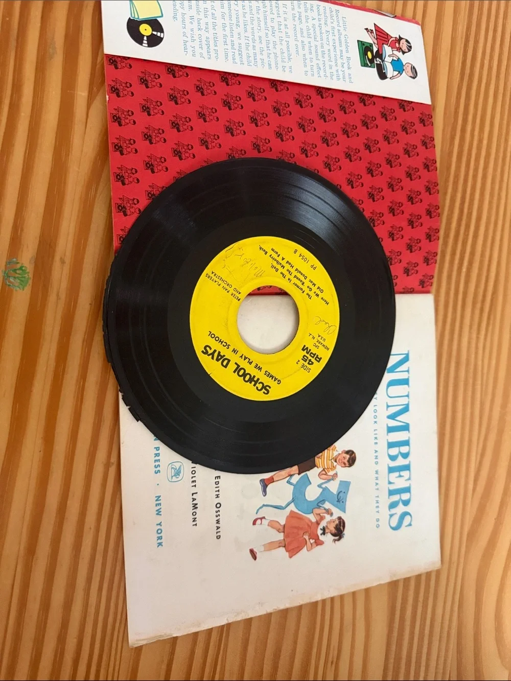 Vintage Little Golden Book Numbers Book & 45 RPM Record Set